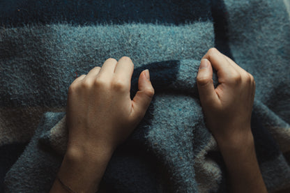 WOOLVERA Premium Wool Throw Blanket